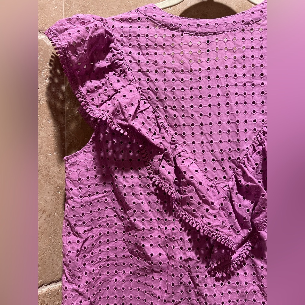 BCBGMaxAzria Magenta Eyelet Ruffle Tie-Front Sleeveless Top - Picture 5 of 5